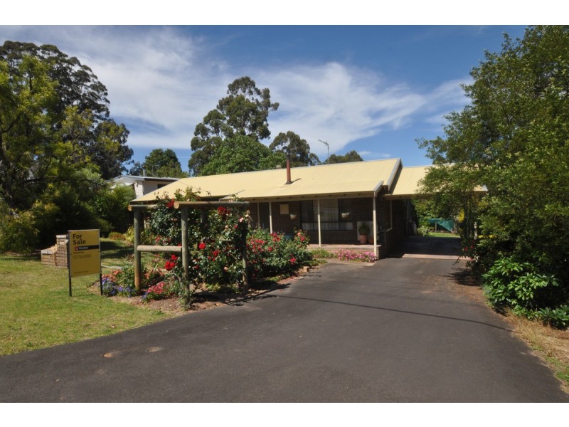 38 Robinson Street, Pemberton WA 6260