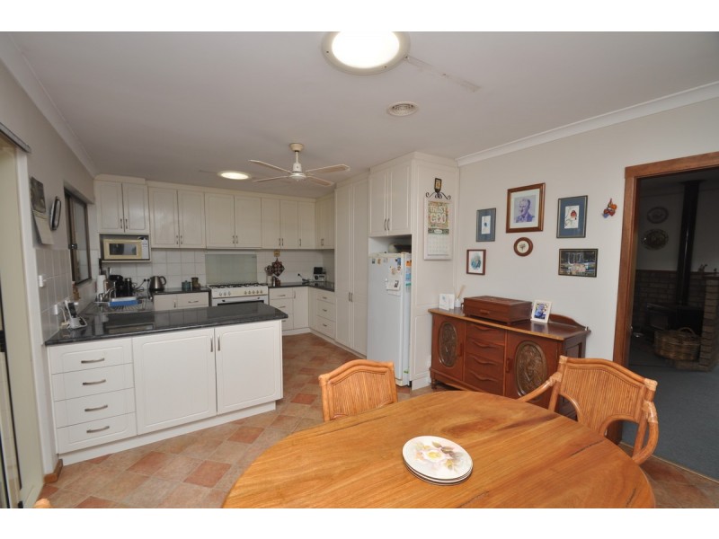 38 Robinson Street, Pemberton WA 6260