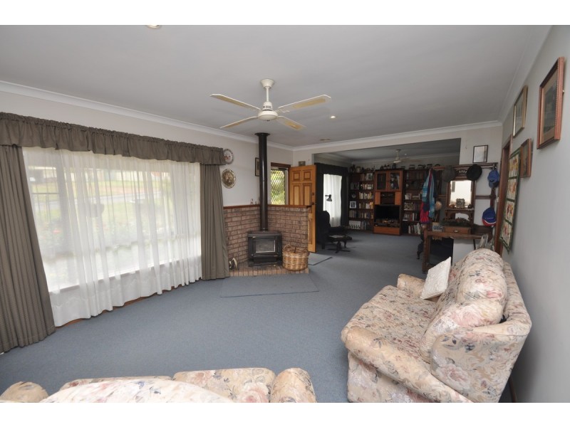 38 Robinson Street, Pemberton WA 6260