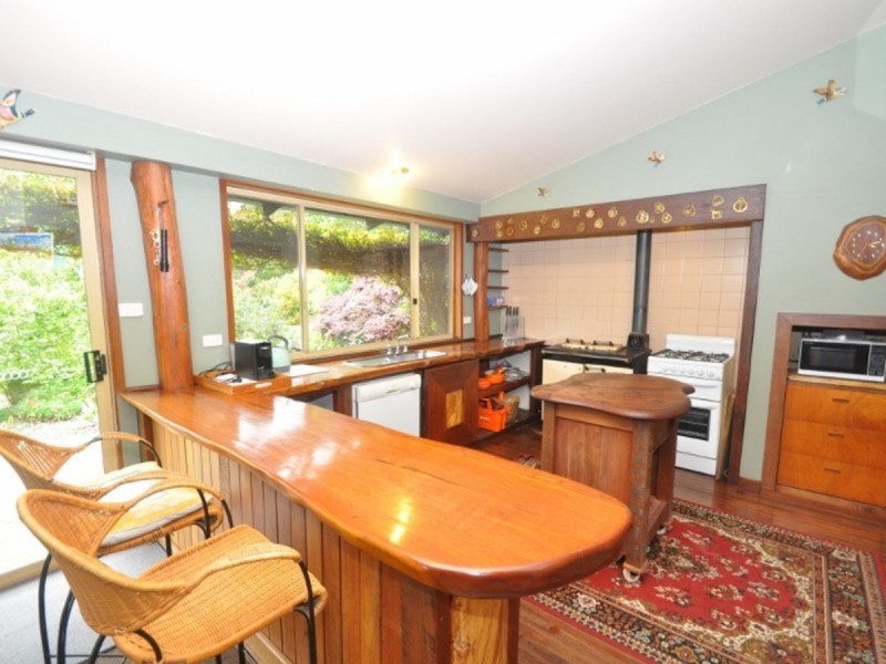 27 Clarrie Jones Place, Pemberton WA 6260