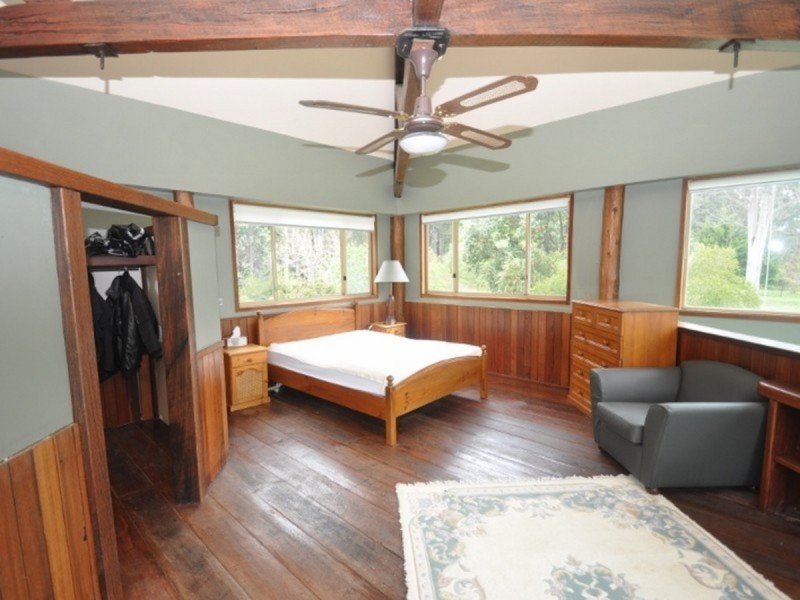 27 Clarrie Jones Place, Pemberton WA 6260