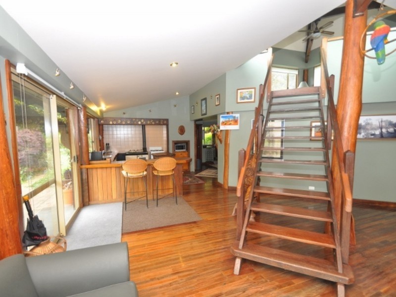 27 Clarrie Jones Place, Pemberton WA 6260