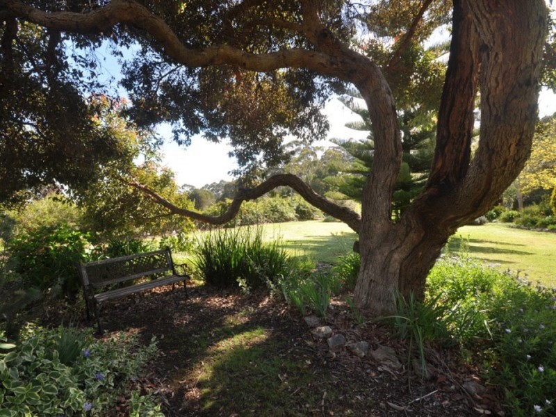 27 Clarrie Jones Place, Pemberton WA 6260