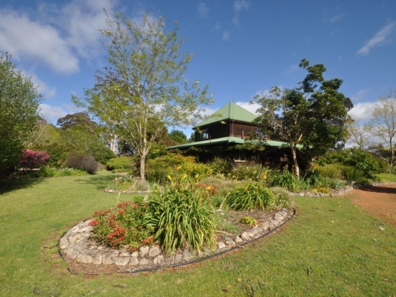 27 Clarrie Jones Place, Pemberton WA 6260