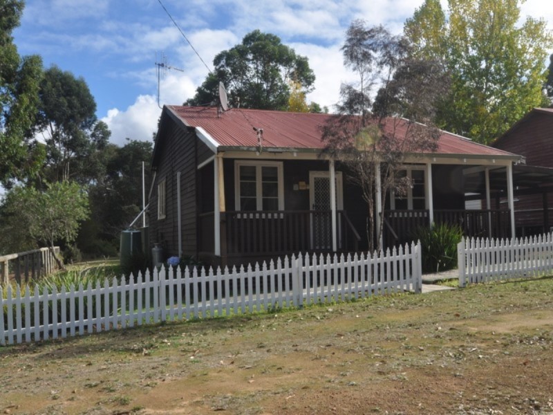 18 Central Street, Quinninup WA 6258
