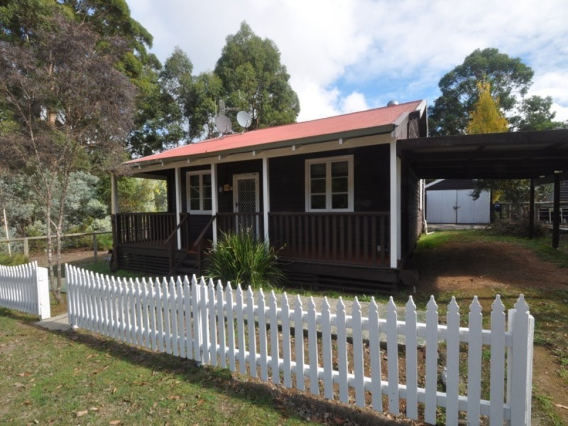 18 Central Street, Quinninup WA 6258