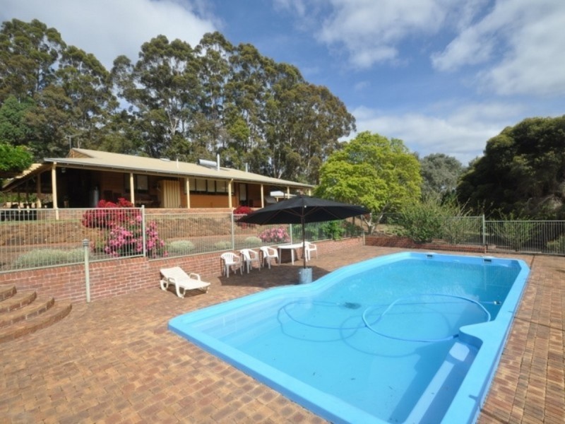 100 Conte Road, Pemberton WA 6260