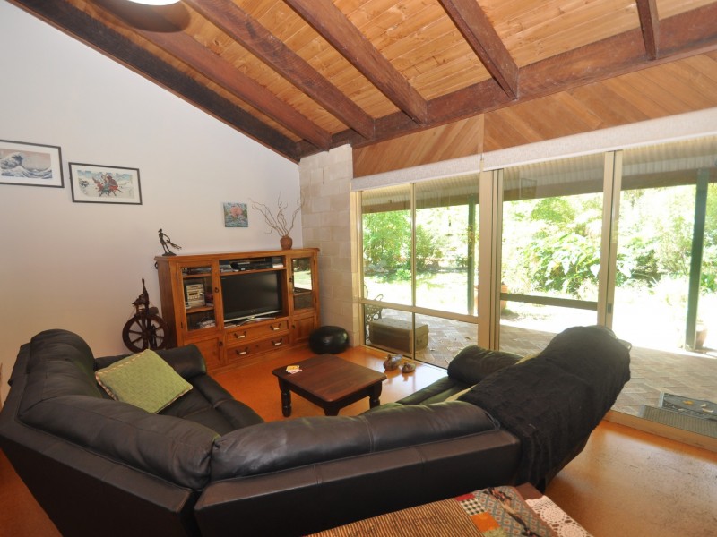 37 Woodgate Retreat, Manjimup WA 6258