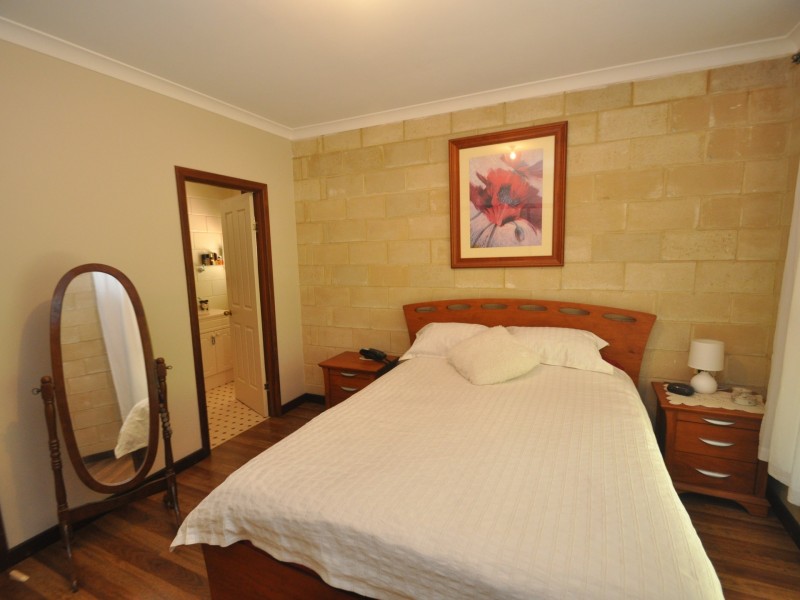 37 Woodgate Retreat, Manjimup WA 6258