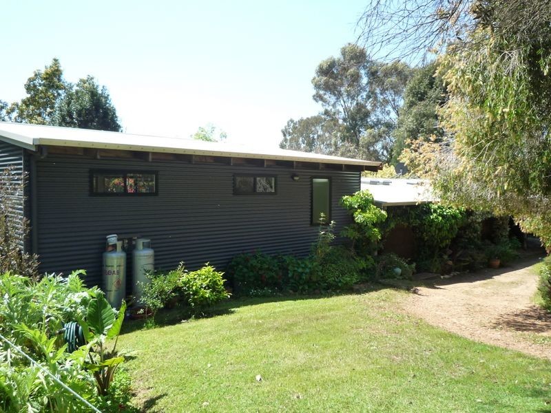 46 Clarrie Jones Place, Pemberton WA 6260