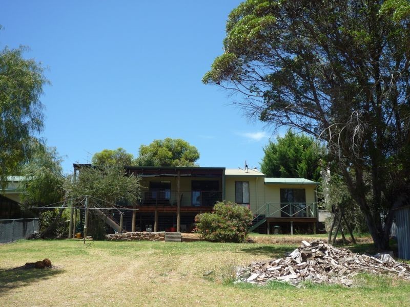 37 Guppy Street, Pemberton WA 6260