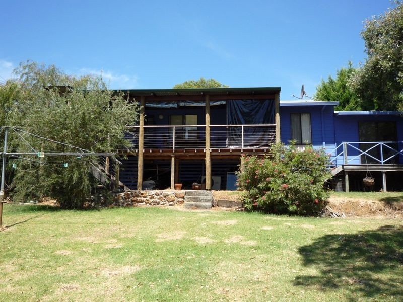 37 Guppy Street, Pemberton WA 6260