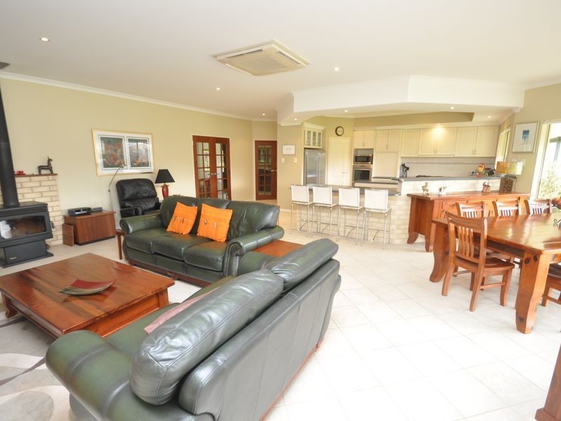 20 Blue Wren Court, Pemberton WA 6260