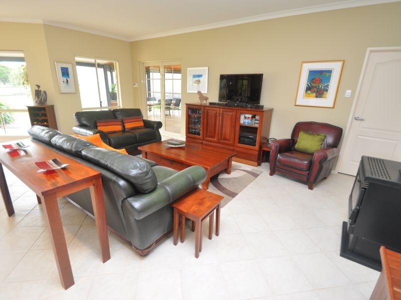 20 Blue Wren Court, Pemberton WA 6260