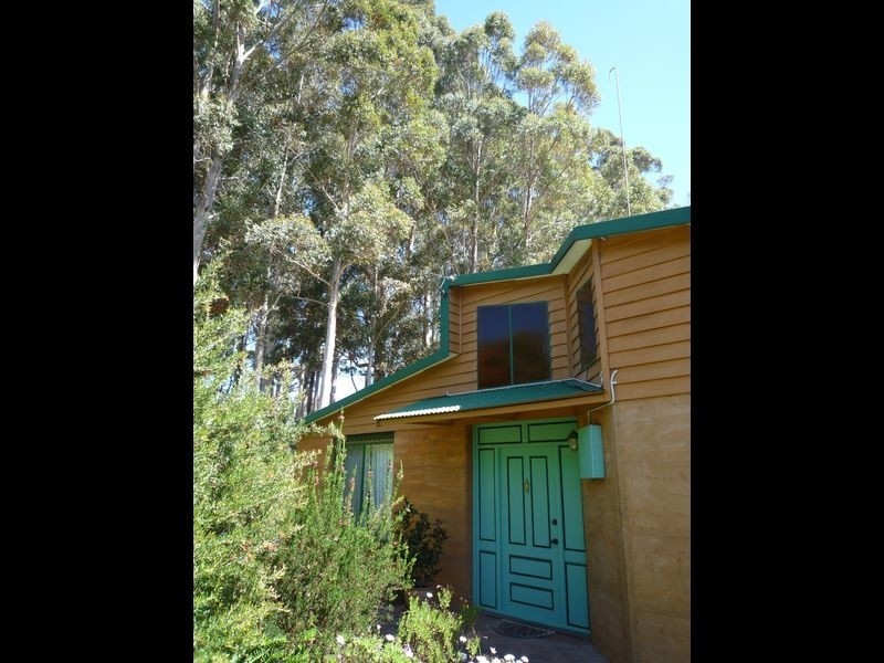 12 Robinson Street, Pemberton WA 6260