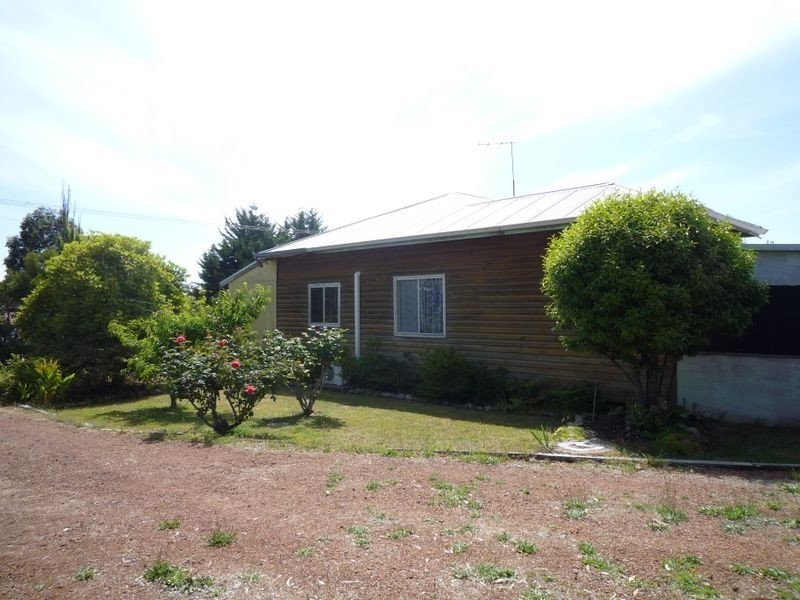 5 Widdeson Street, Pemberton WA 6260