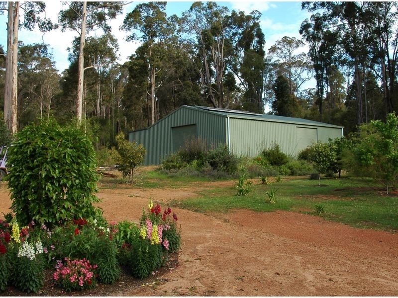 44 Plackett Drive, Pemberton WA 6260