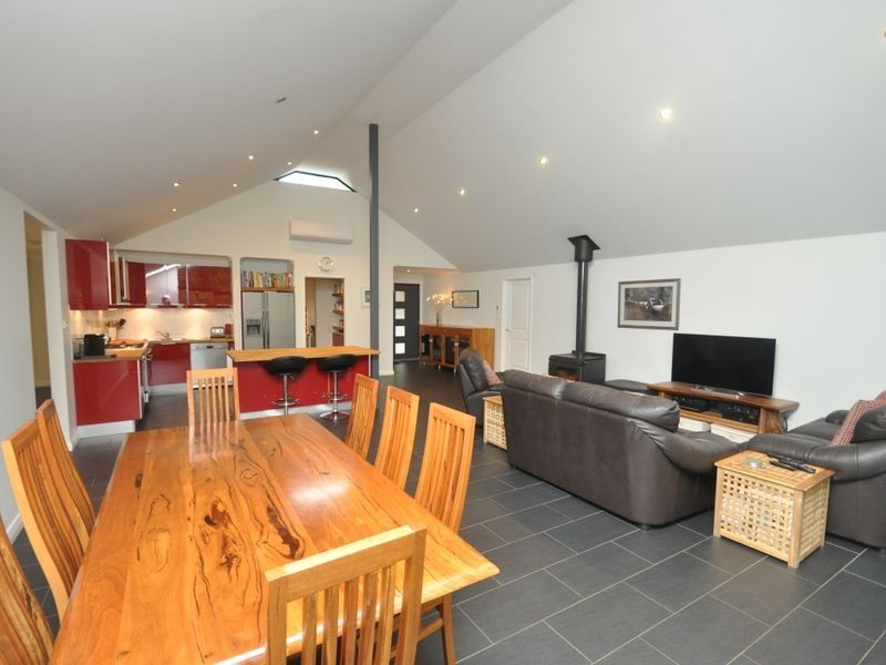 5 Wattlebird Grove, Pemberton WA 6260