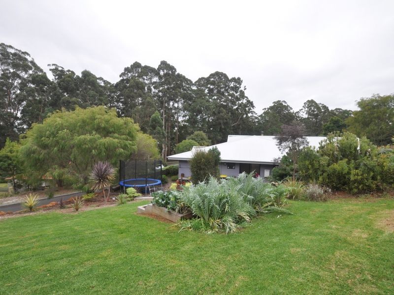 5 Wattlebird Grove, Pemberton WA 6260