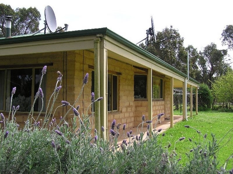 26 Parkfield Drive, Northcliffe WA 6262