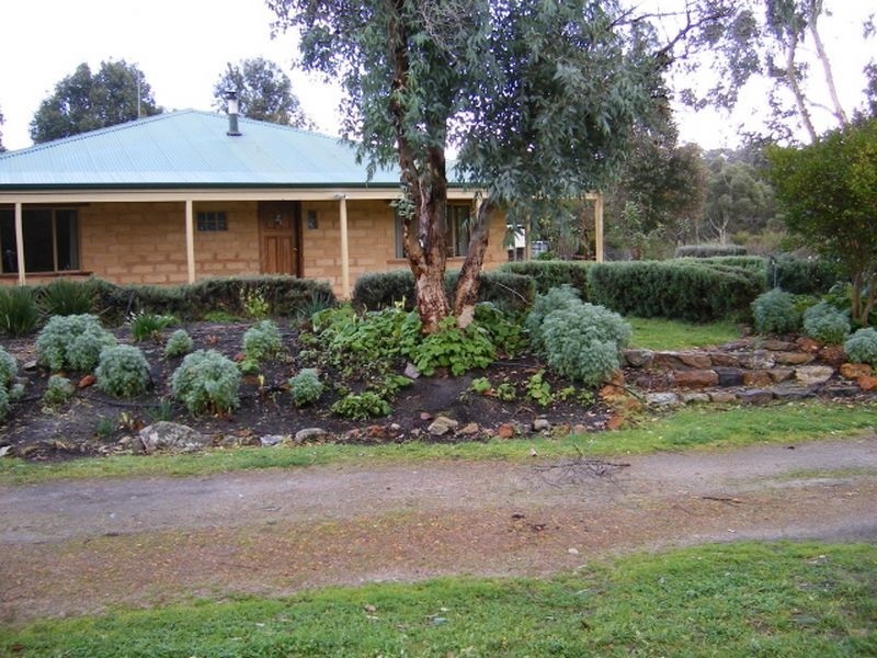 26 Parkfield Drive, Northcliffe WA 6262