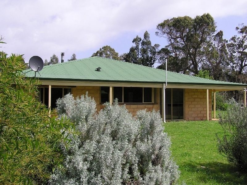 26 Parkfield Drive, Northcliffe WA 6262