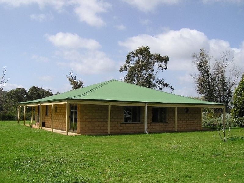 26 Parkfield Drive, Northcliffe WA 6262