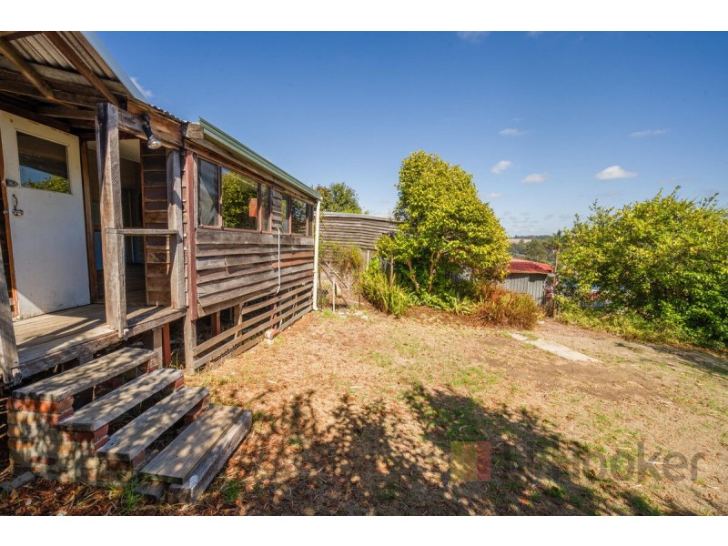 7 Guppy Street, Pemberton WA 6260