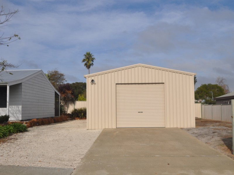 65 Arnott Street, Manjimup WA 6258