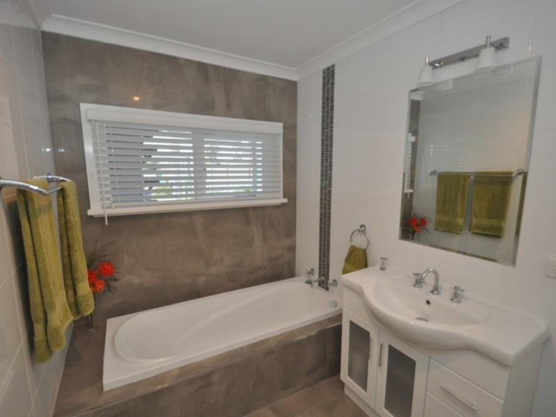 21 Lefroy Street, Pemberton WA 6260