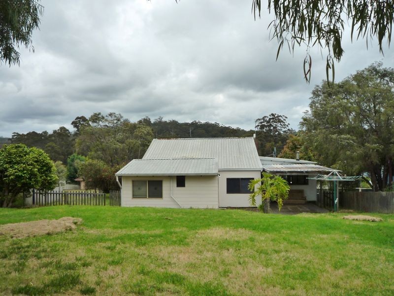 28 Guppy Street, Pemberton WA 6260