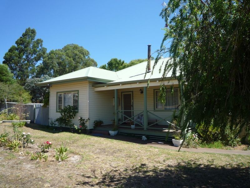1 Somerville Street, Manjimup WA 6258