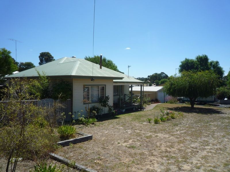 1 Somerville Street, Manjimup WA 6258