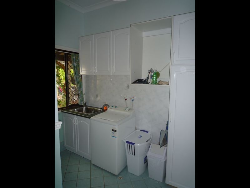 12 Moore Street, Manjimup WA 6258