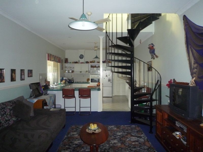 12 Moore Street, Manjimup WA 6258