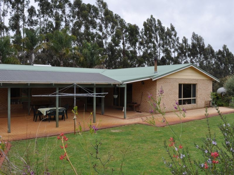 22 Browns Road, Pemberton WA 6260