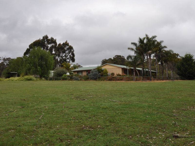 22 Browns Road, Pemberton WA 6260