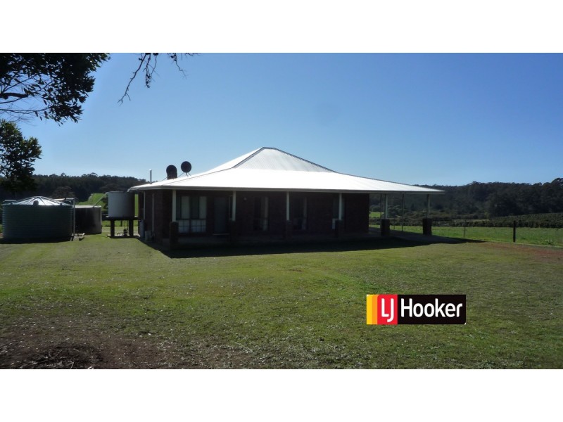 2 Stirling Road, Pemberton WA 6260