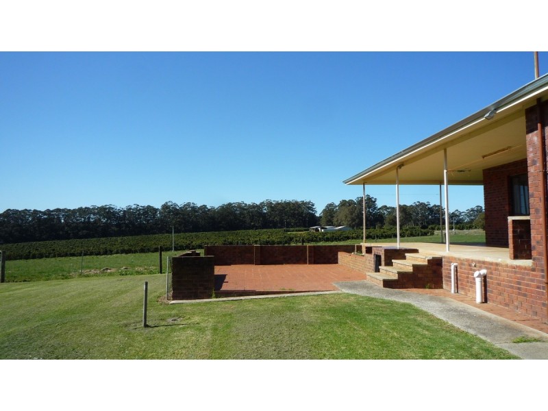 2 Stirling Road, Pemberton WA 6260