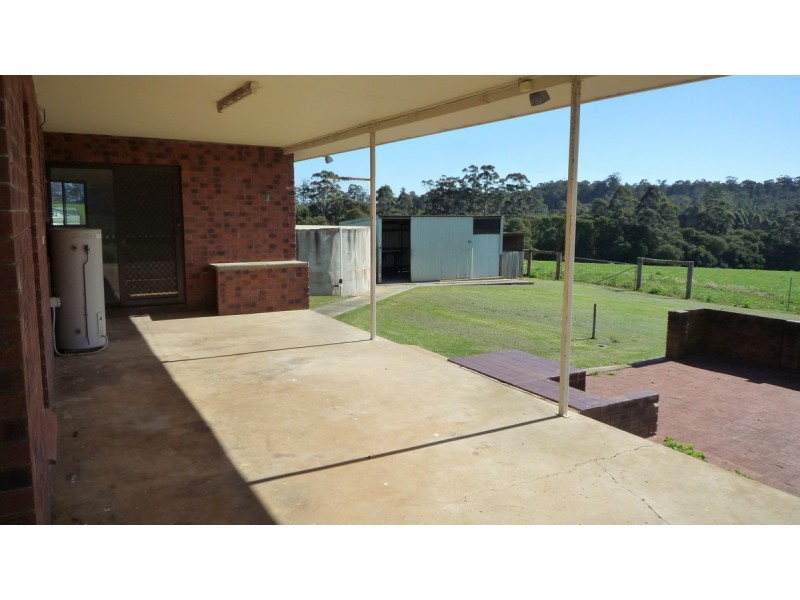 2 Stirling Road, Pemberton WA 6260