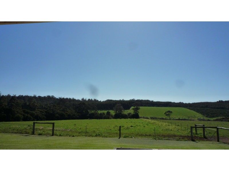 2 Stirling Road, Pemberton WA 6260