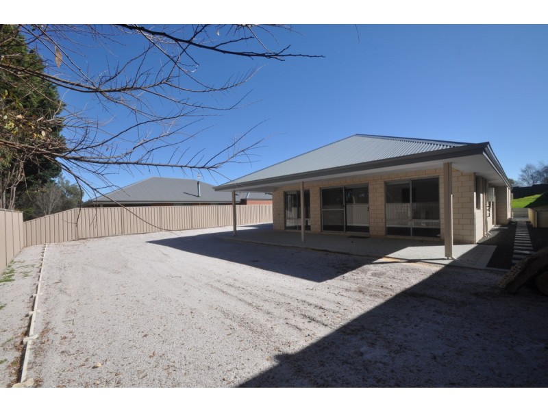 16 Melaleuca Court, Manjimup WA 6258