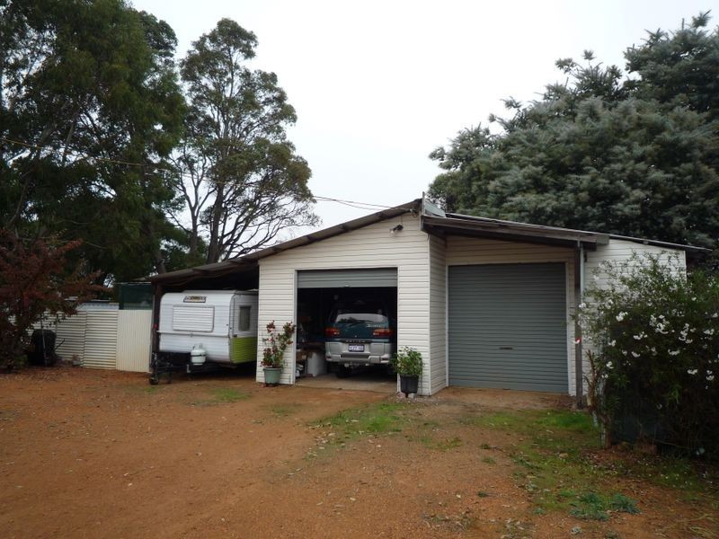 17 Limmer Street, Manjimup WA 6258