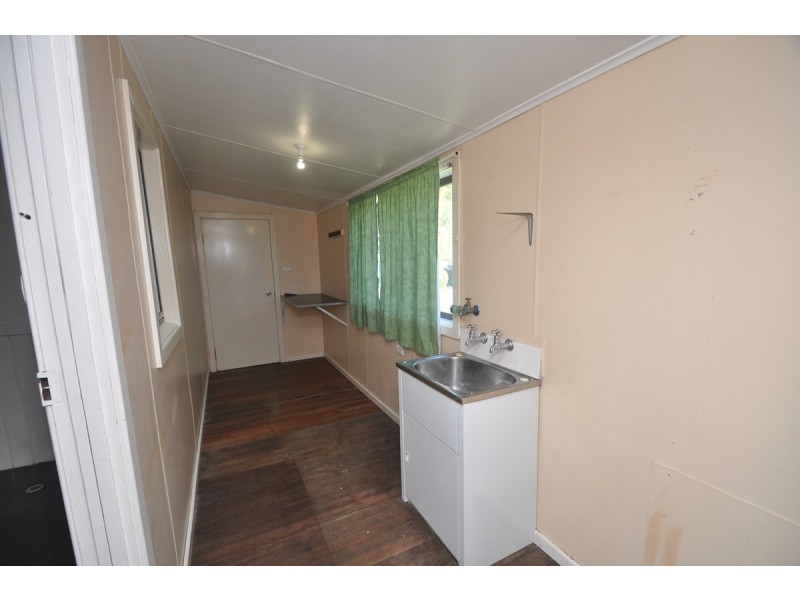 6 Dean Street, Pemberton WA 6260