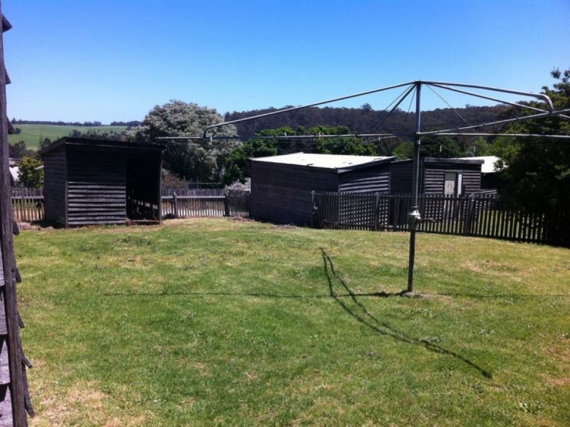 6 Dean Street, Pemberton WA 6260