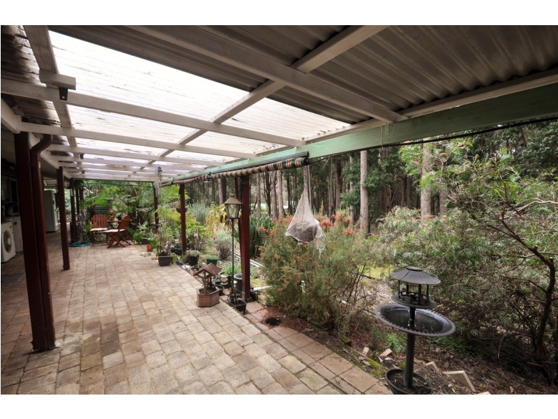 9 Karri Lane, Quinninup WA 6258