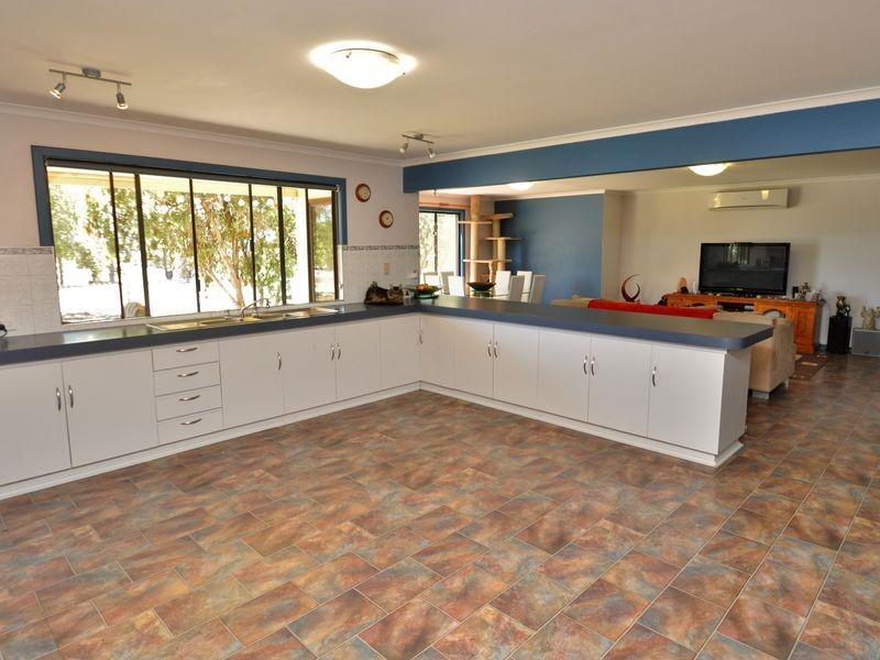 14 Caniroglen Court, Manjimup WA 6258