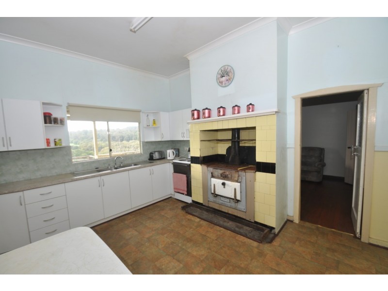 32 Pemberton Road North, Pemberton WA 6260