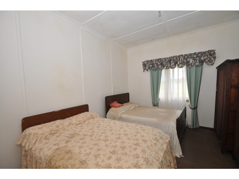 32 Pemberton Road North, Pemberton WA 6260