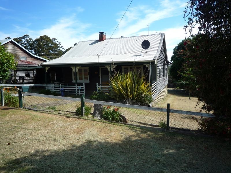 10 Dean Street, Pemberton WA 6260